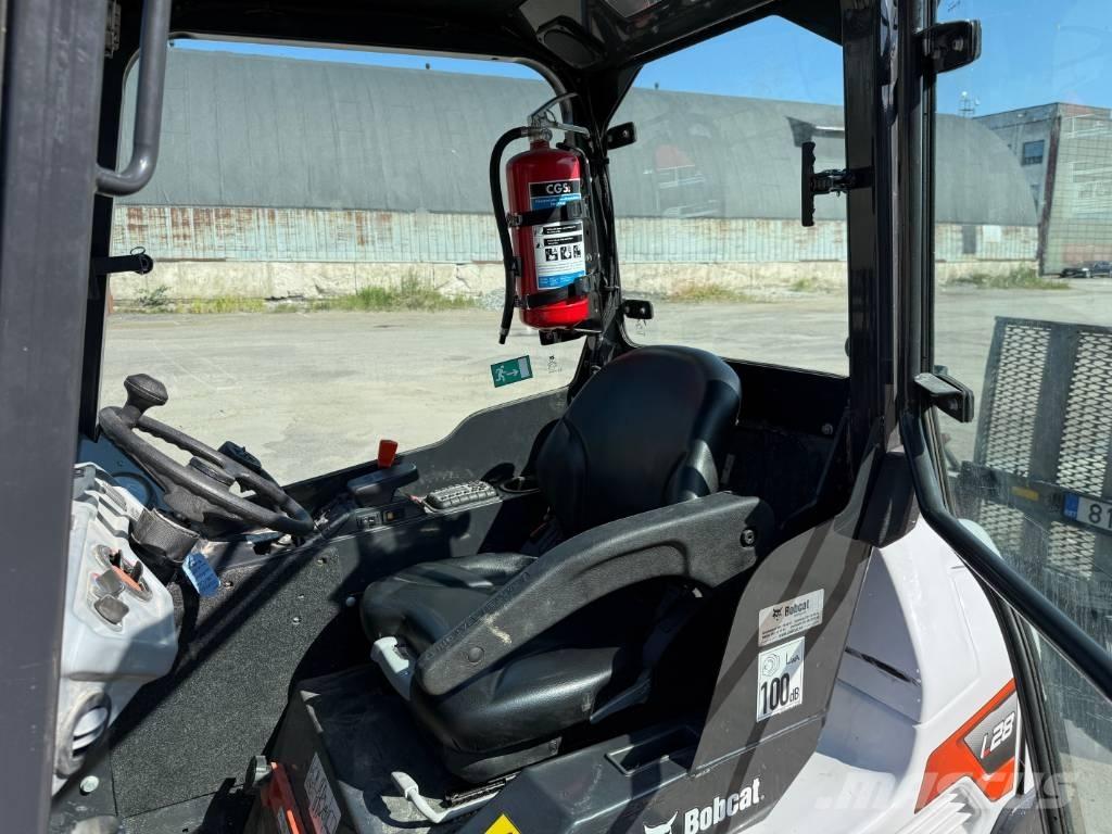 Bobcat L 28 Telescopic Handlers