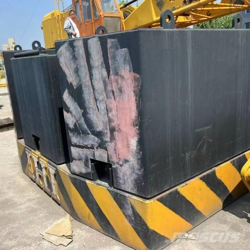 IHI CCH 1500 Crawler Cranes