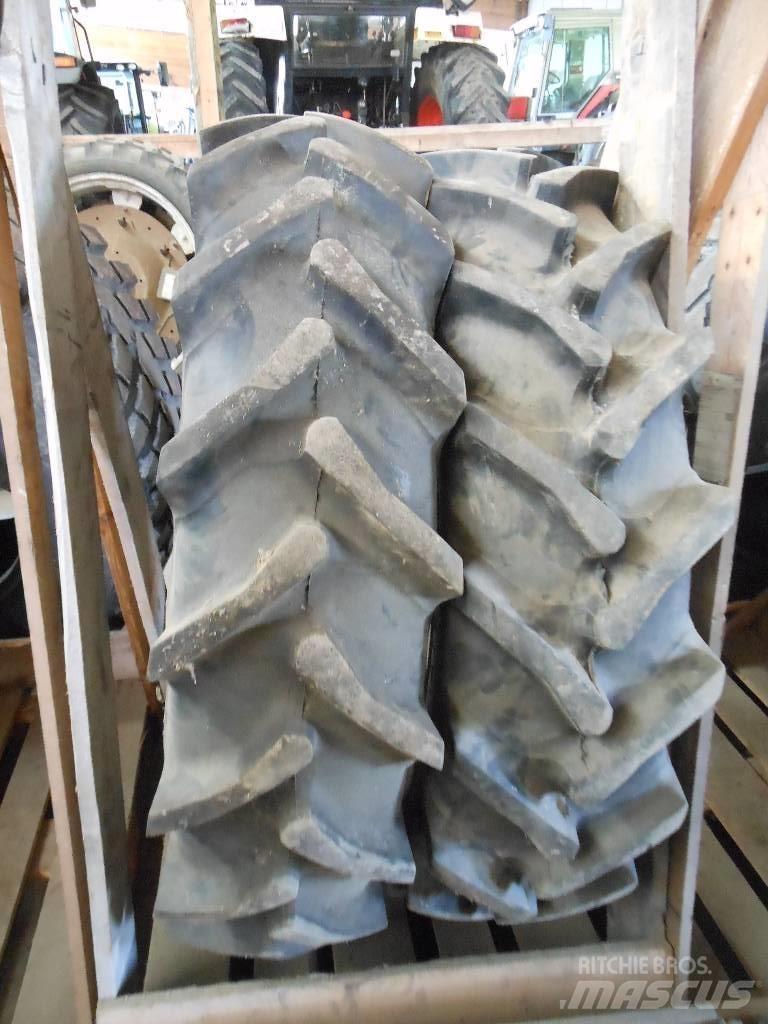 Taurus 12.4X 32 HJUL Farm Equipment - Others