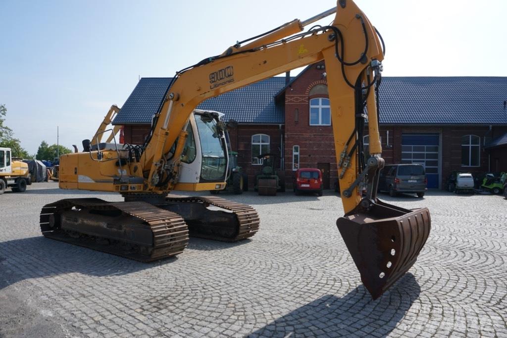 Liebherr R 900 C Crawler Excavators