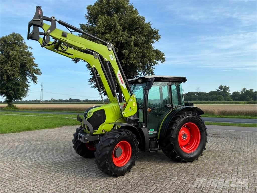 CLAAS Elios 220 Tractors