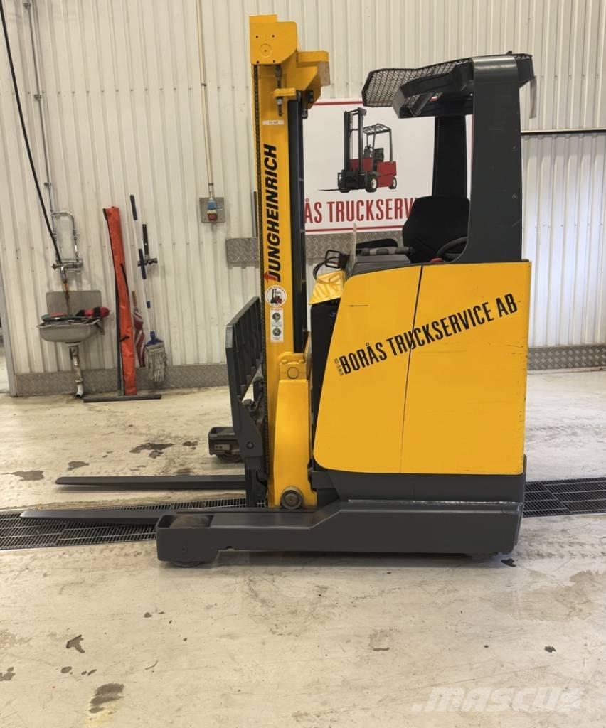 Jungheinrich ETV 10 Reach trucks