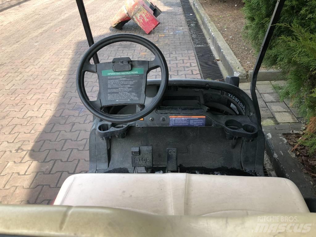 Club Car V-3208 Golf Carts