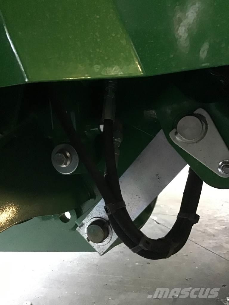 John Deere V461M Round Balers