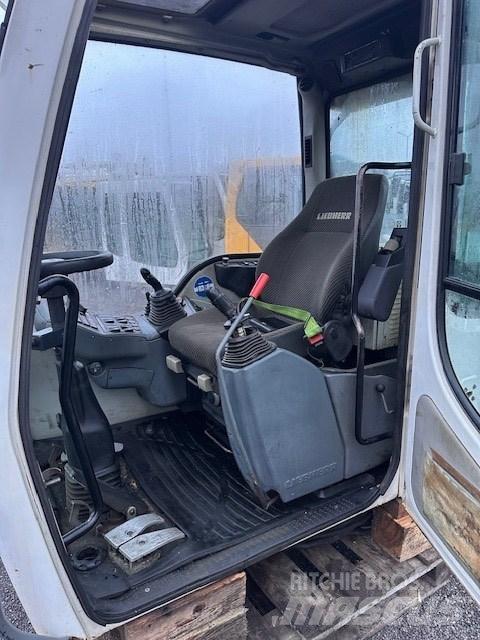 Liebherr A 314 CAB Forestry Cabin