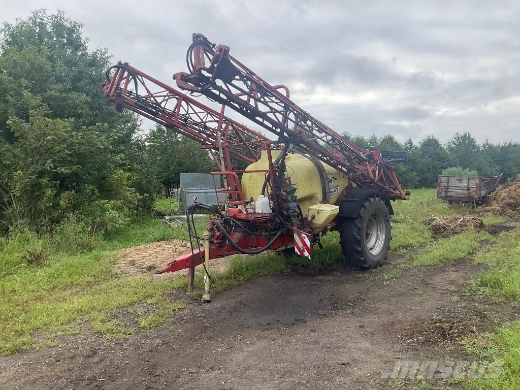 Hardi Comander Trailed sprayers