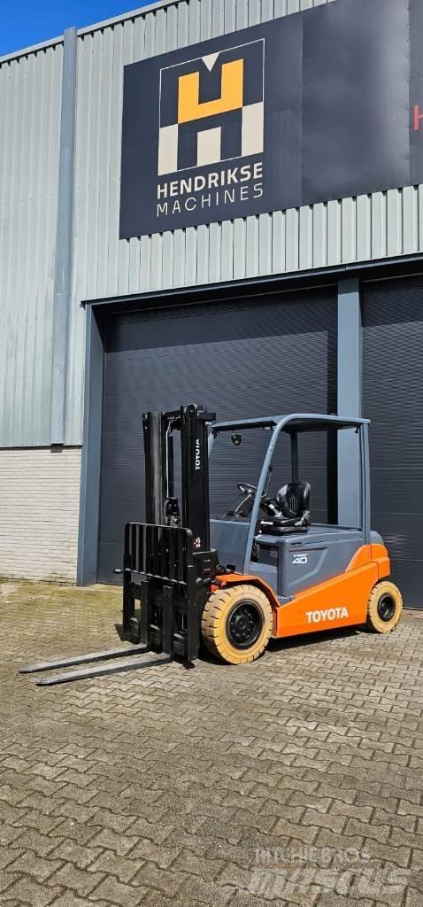 Toyota 8FBMT40 Electric Forklifts