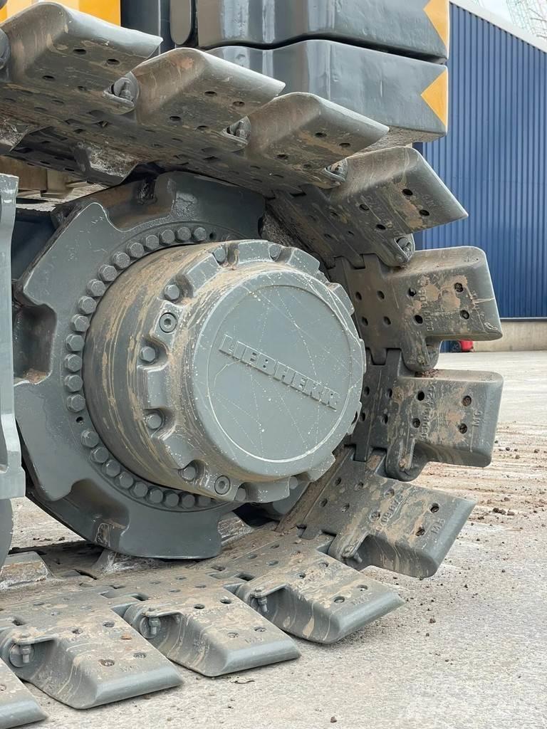 Liebherr LR1200 Crawler Cranes