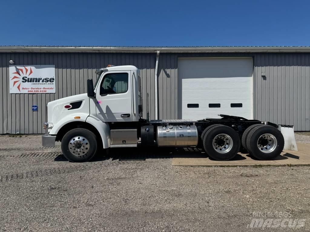 Peterbilt 567 Conventional Trucks / Tractor Trucks