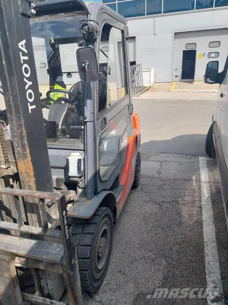 Toyota 02-8FDF25 Diesel Forklifts