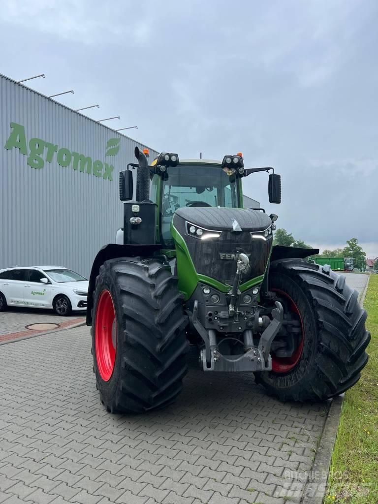 Fendt 1050 Tractors