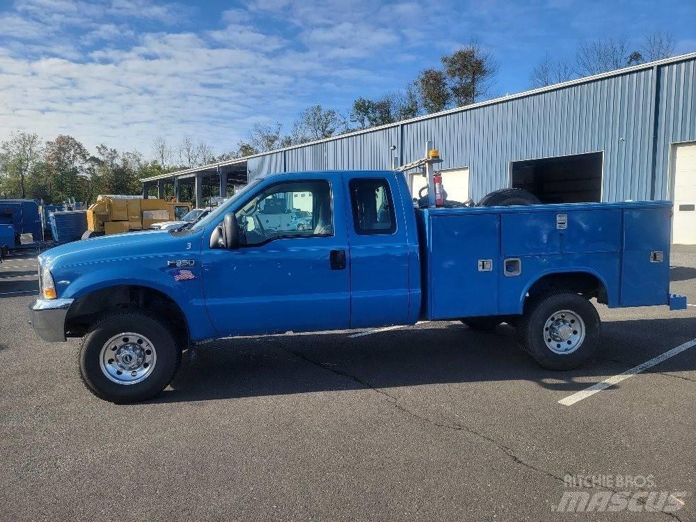 Ford F 350 XLT SD Pickup Trucks
