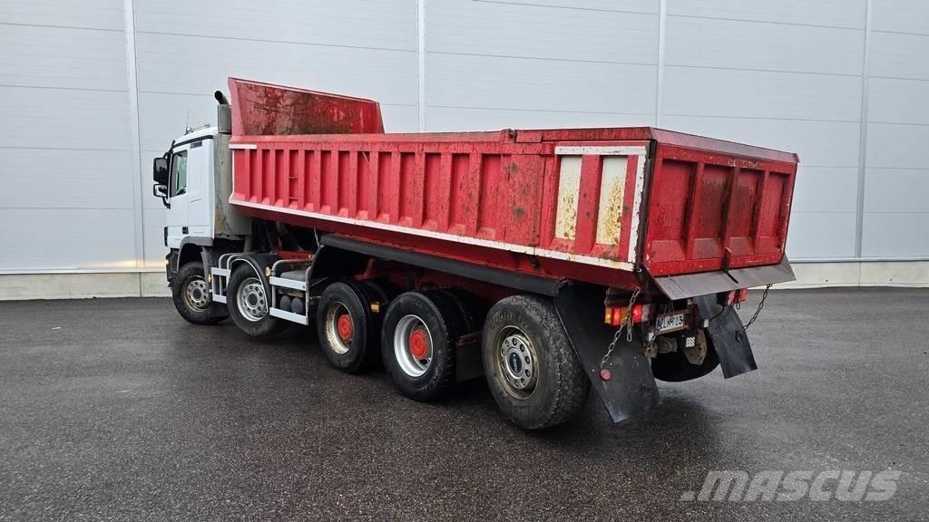 Sisu Polar Dump Trucks