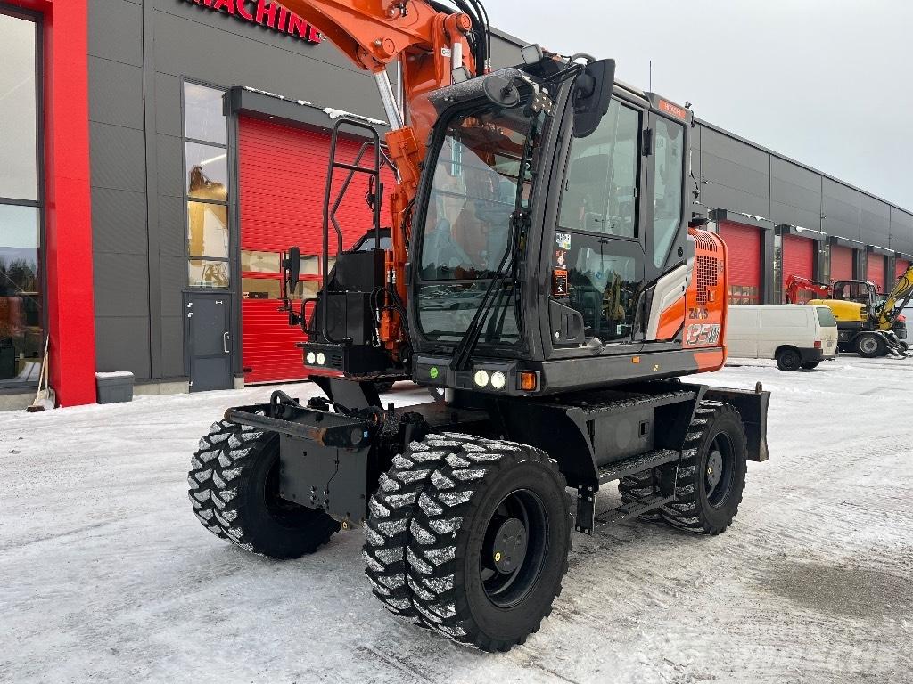 Hitachi ZX 135 W-7 Wheeled Excavators
