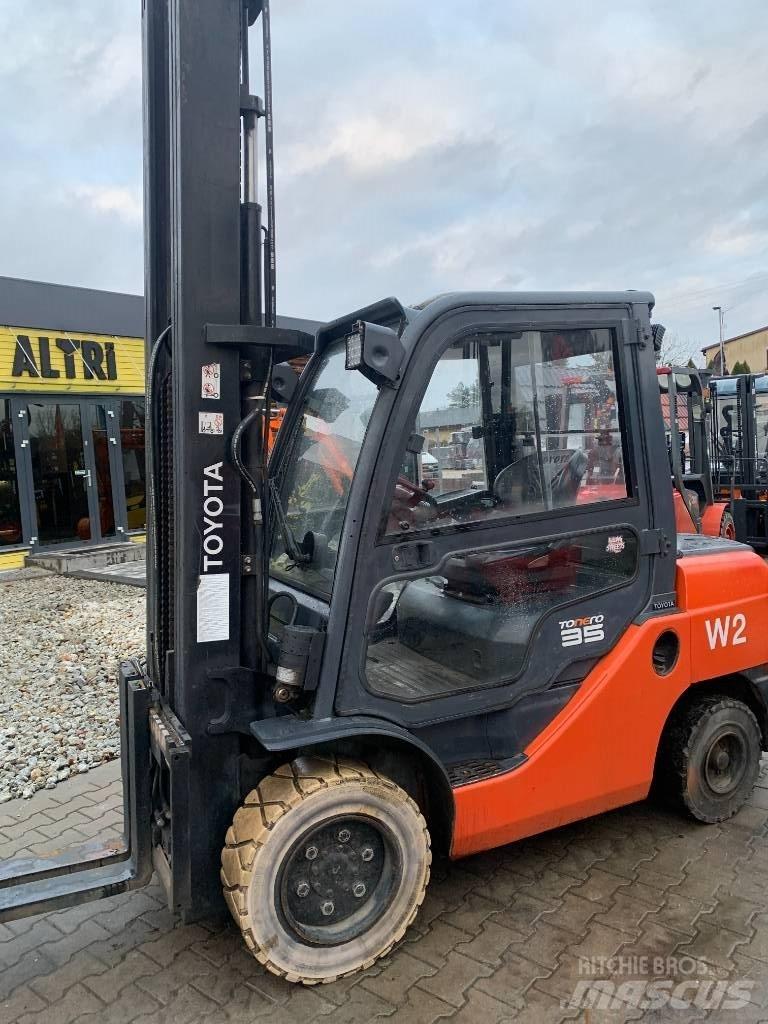 Toyota 52-8 FD JF 35 Diesel Forklifts