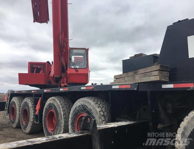 Krupp KMK 5090 Mobile and all terrain cranes