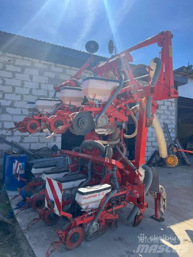 Kuhn Planter 3 Precision Sowing Machines