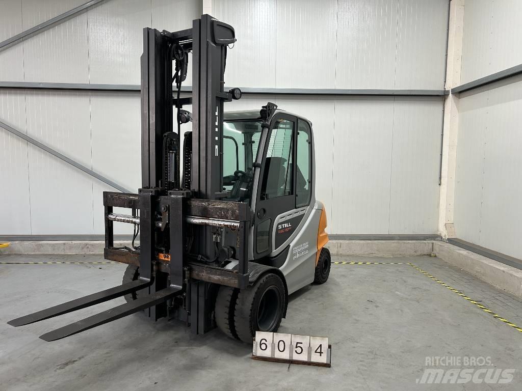 Still RX60-50 Electric Forklifts