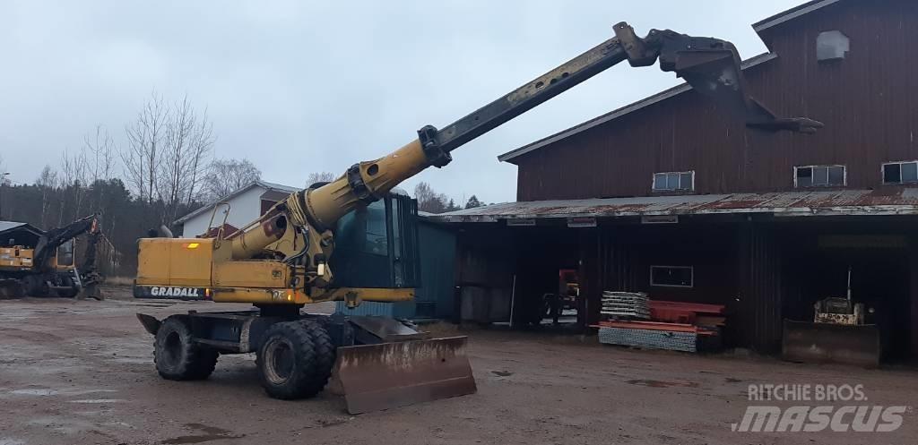 Gradall XL 2300 Wheeled Excavators