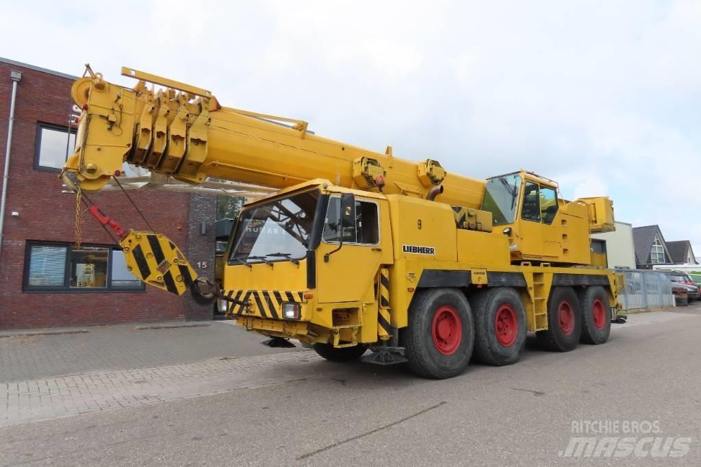 Liebherr LTM 1070-1 Mobile and all terrain cranes