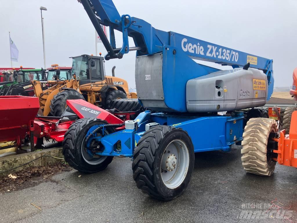 Genie Z 135/70 Articulated boom lifts