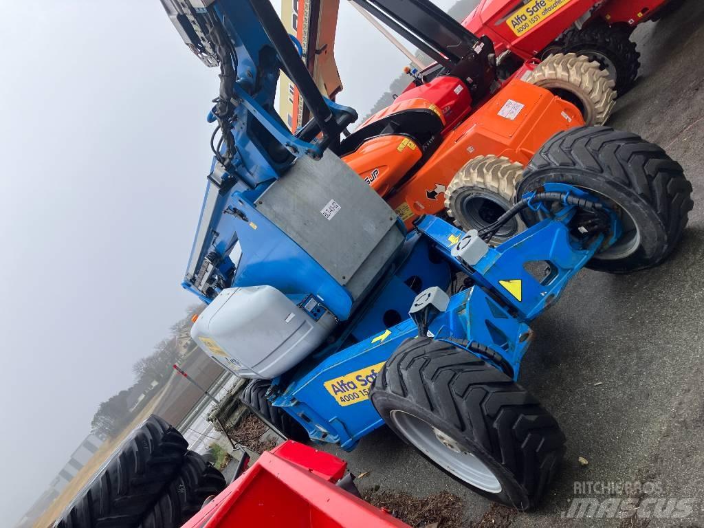 Genie Z 135/70 Articulated boom lifts