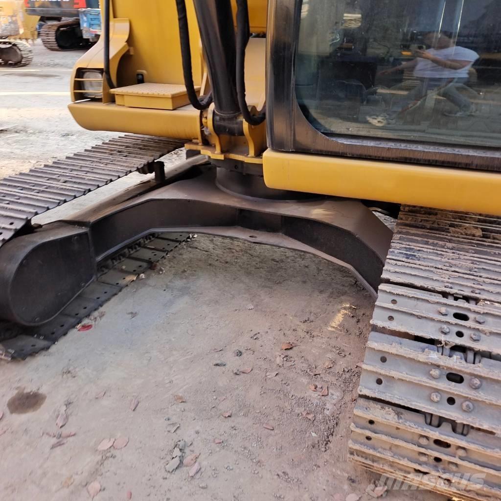 CAT 307 D Mini excavators  7t - 12t