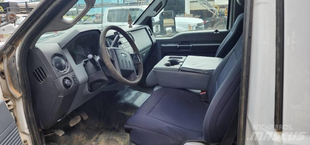 Ford F 450 XL SD Pickup Trucks