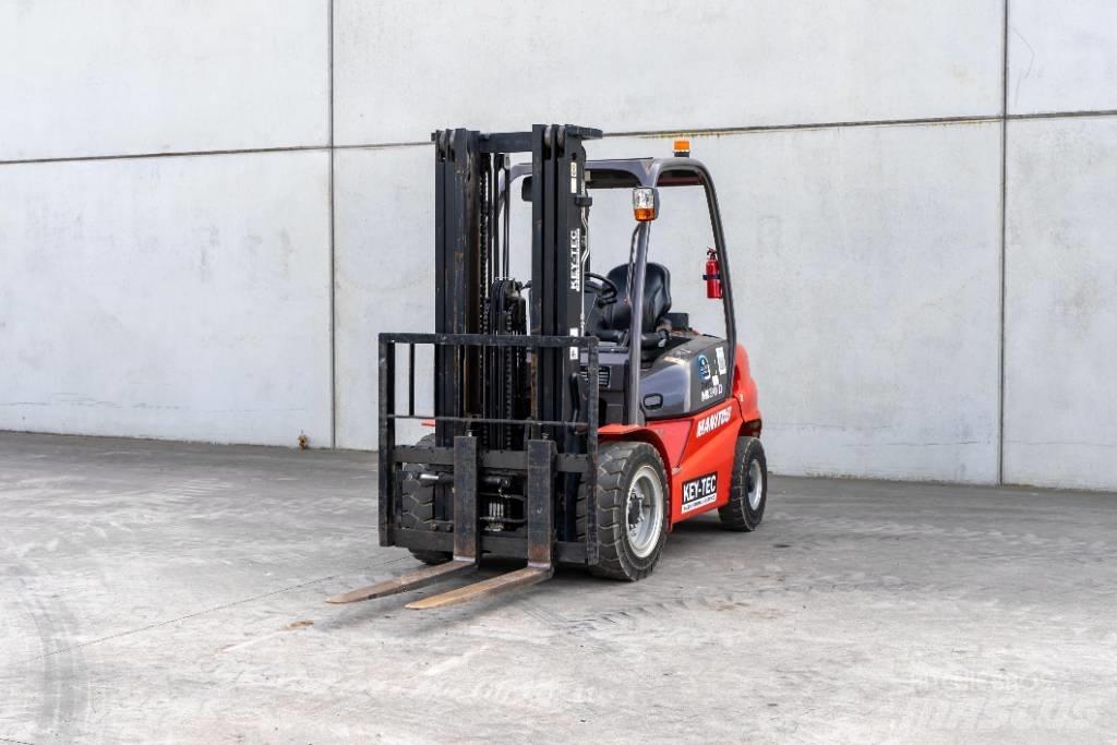 Manitou MI 30 D Diesel Forklifts