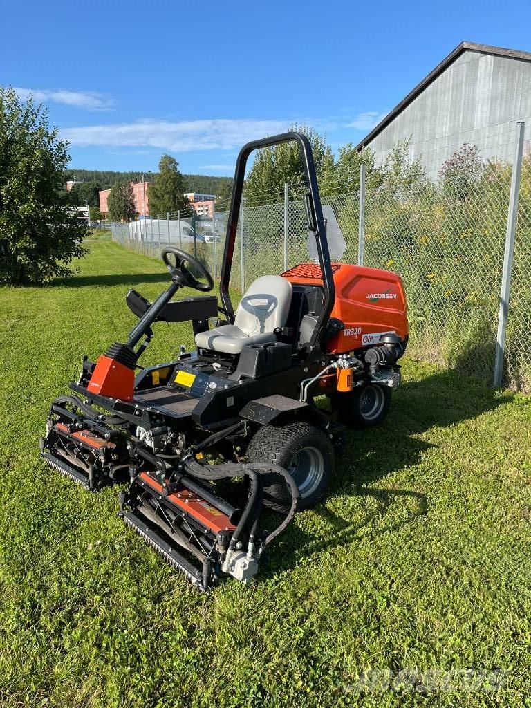 Jacobsen TR320 Greens mowers