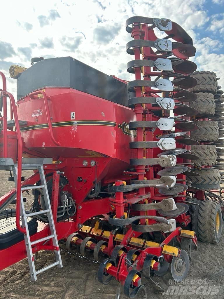 Väderstad Spirit800S Farm Drills