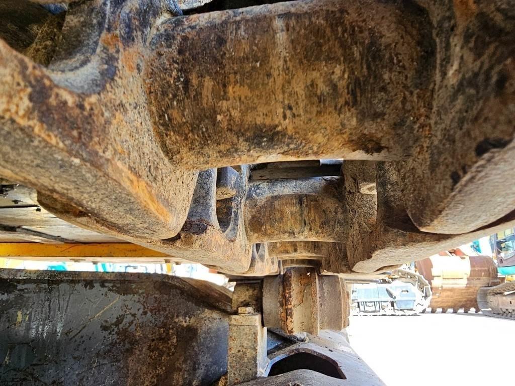 JCB JS220 LR Crawler Excavators