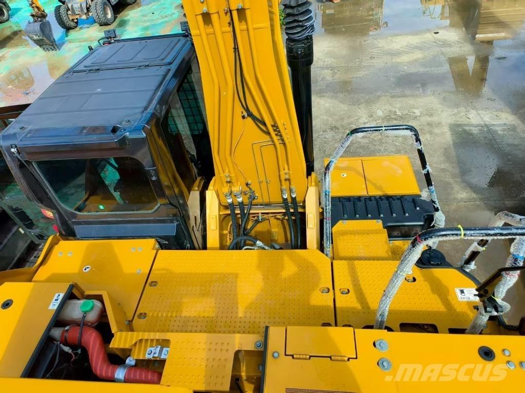 CAT 330 Crawler Excavators