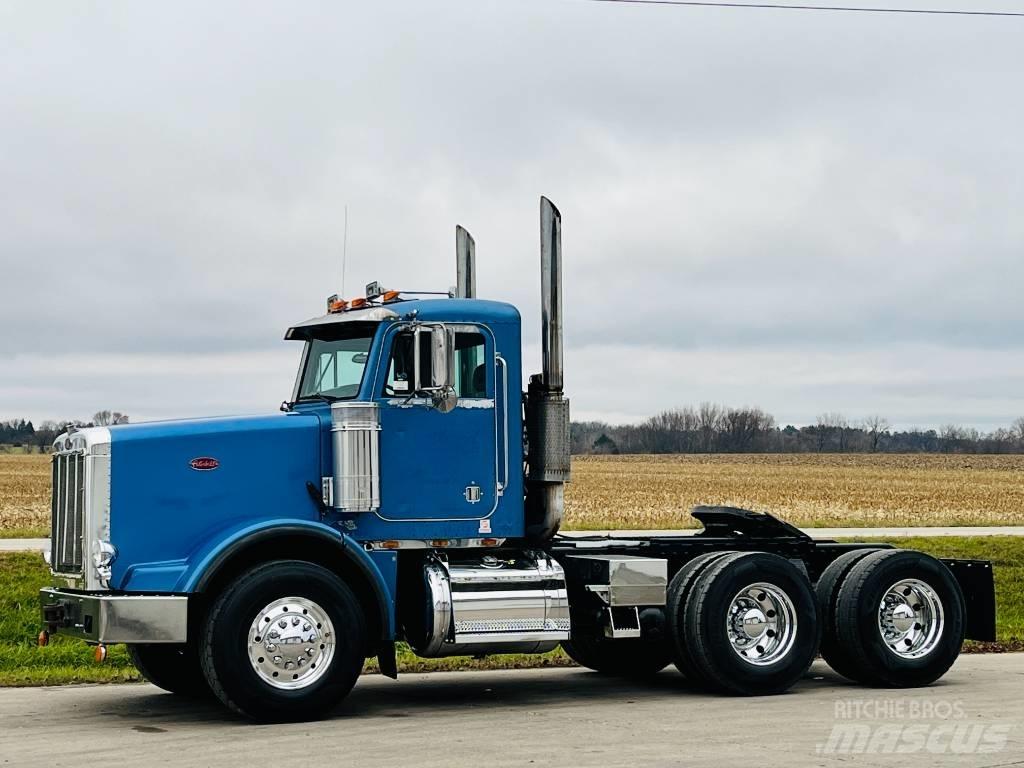 Peterbilt 357 Conventional Trucks / Tractor Trucks