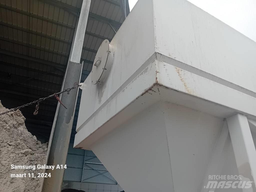  Eurofab Silo Grain Bins and Hoppers