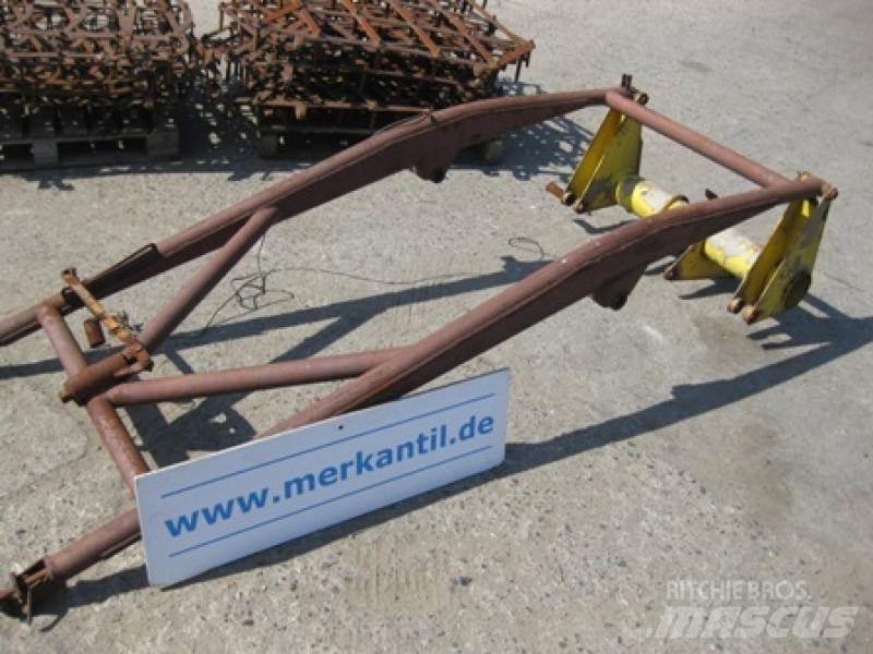  Frontlader RS09 Front Loaders