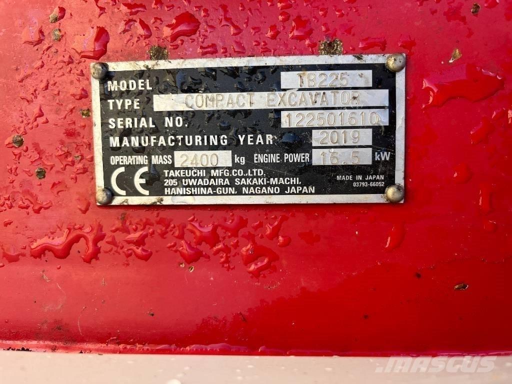 Takeuchi TB 225 Mini Excavators <7t (Mini Diggers)