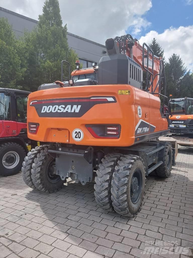 Develon DX 170 W-7 Wheeled Excavators