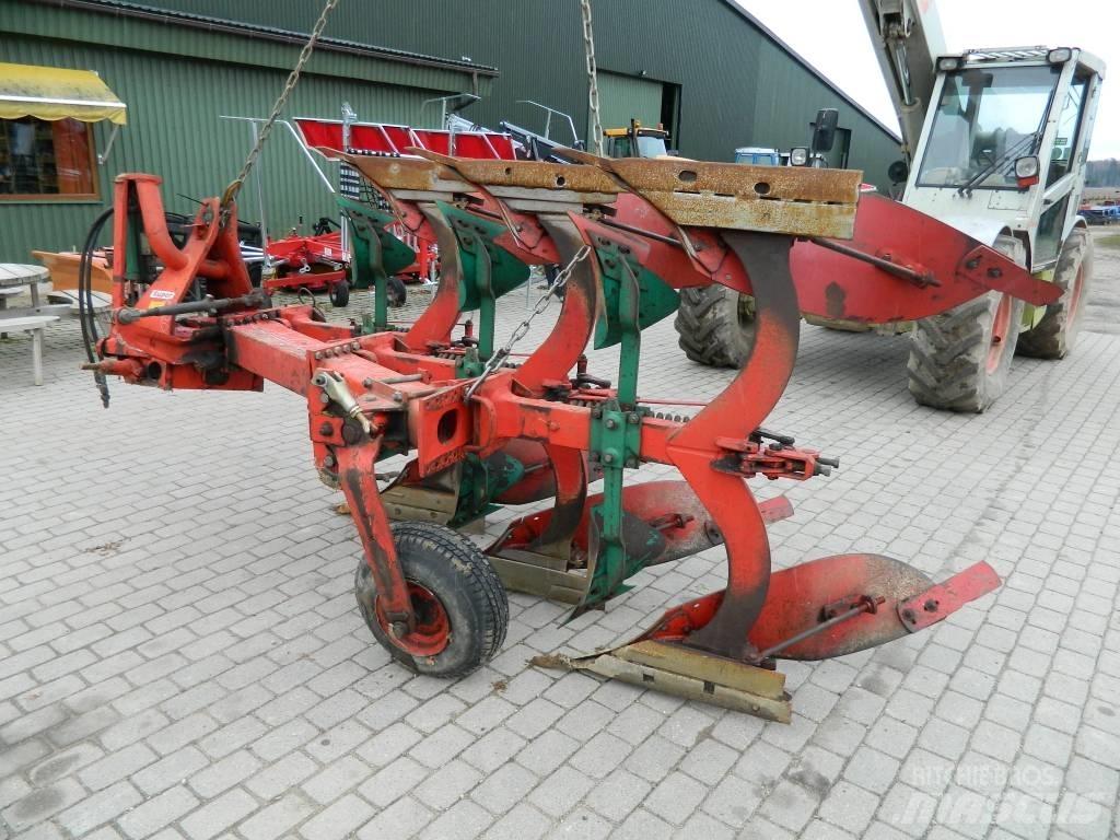 Fraugde 3 Reversible ploughs
