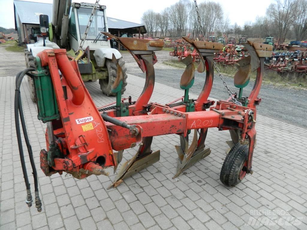 Fraugde 3 Reversible ploughs