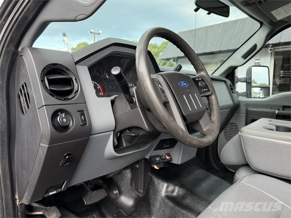 Ford F550 Work Trucks / Municipal