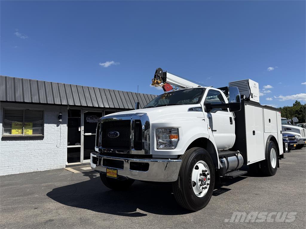 Ford F750 Work Trucks / Municipal