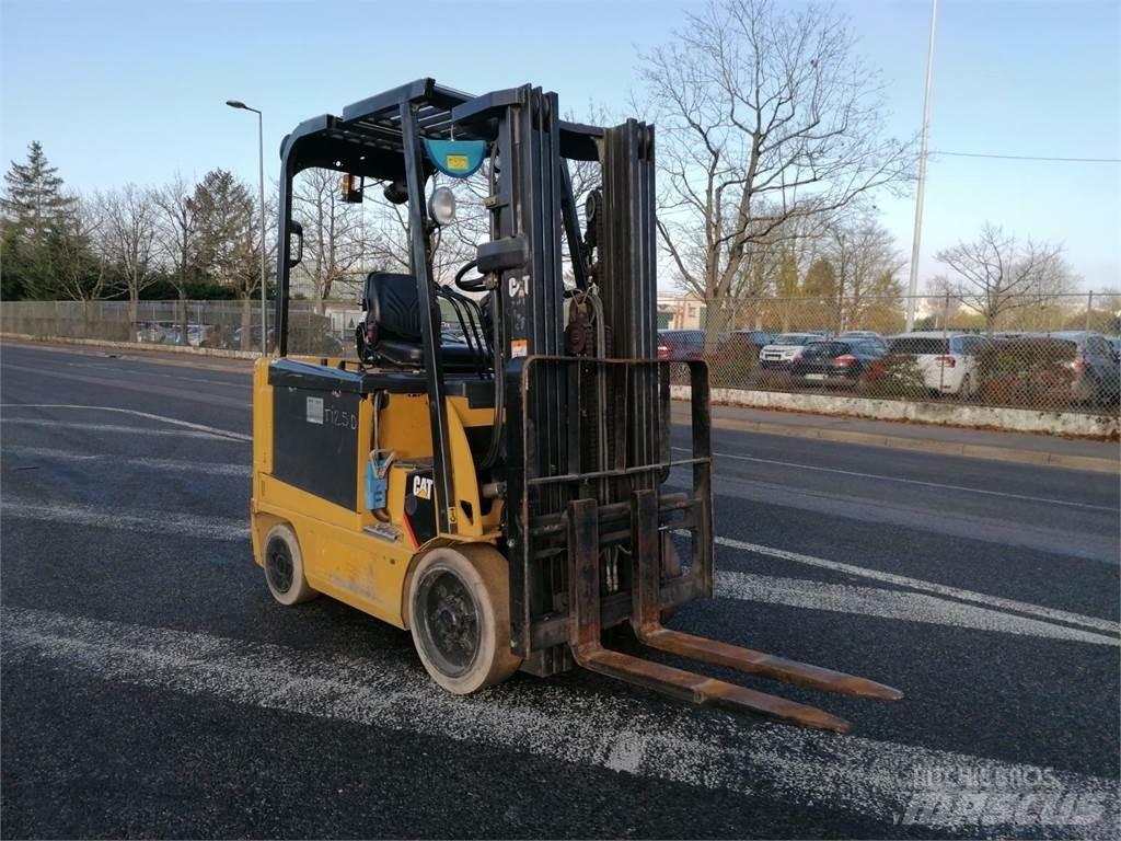 CAT EC25 Misc Forklifts