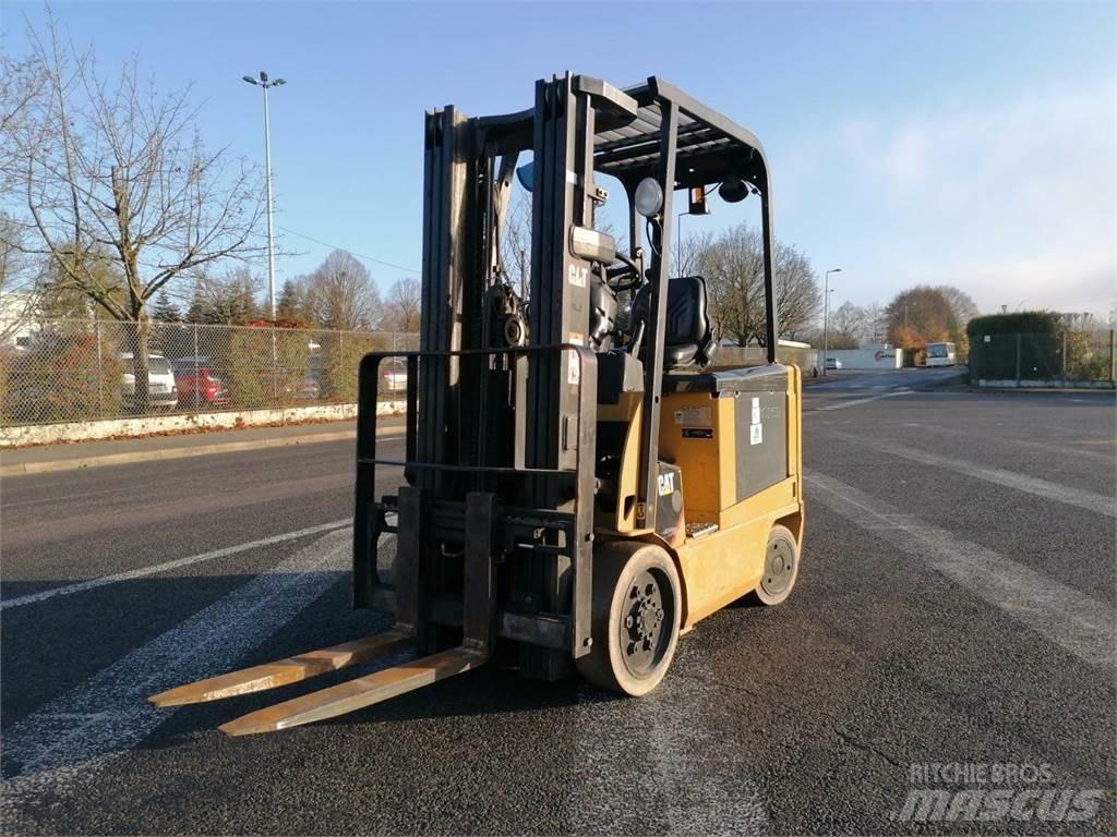 CAT EC25 Misc Forklifts