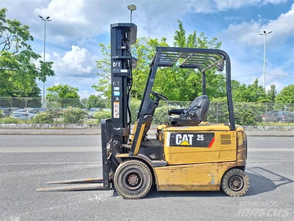 CAT EP25KP Misc Forklifts