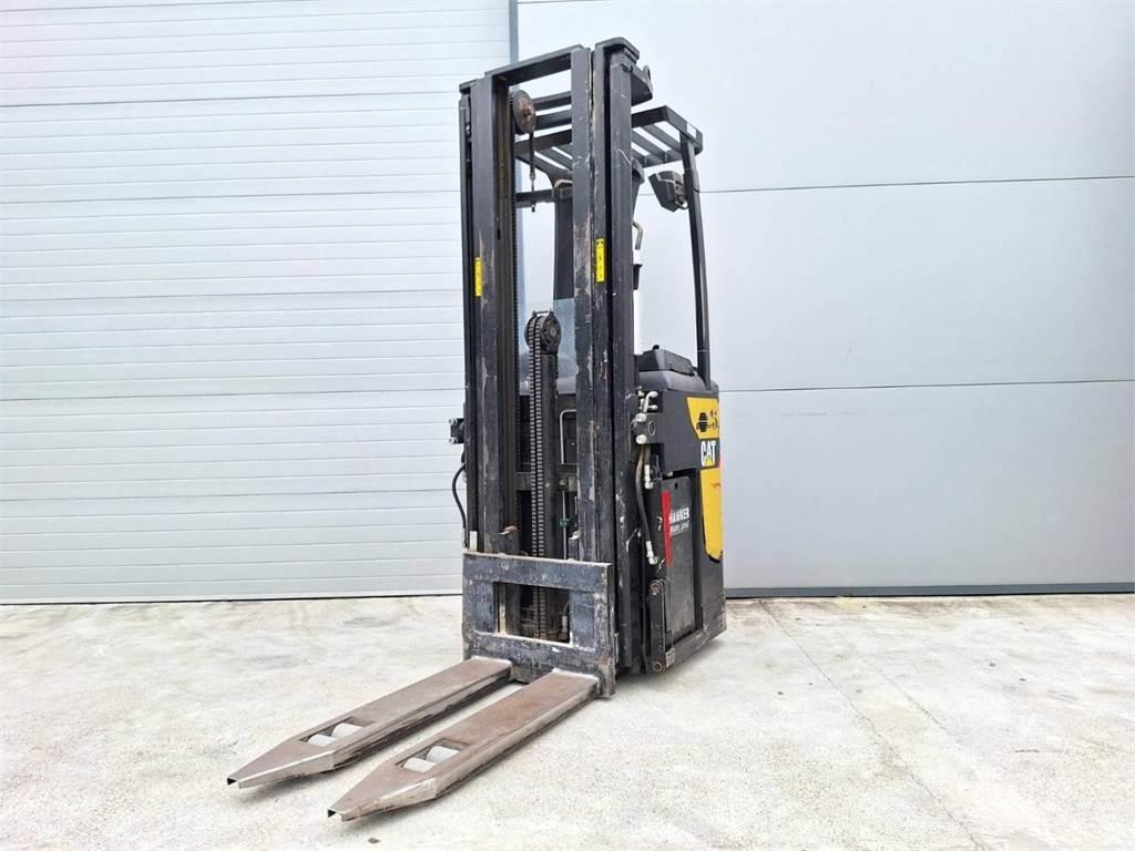 CAT NSR20N Self Propelled Stackers