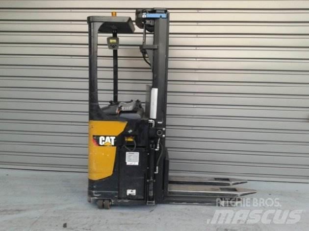 CAT NSR20N Self Propelled Stackers