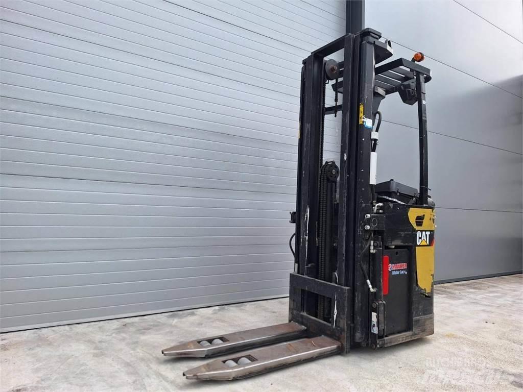 CAT NSR20N Self Propelled Stackers