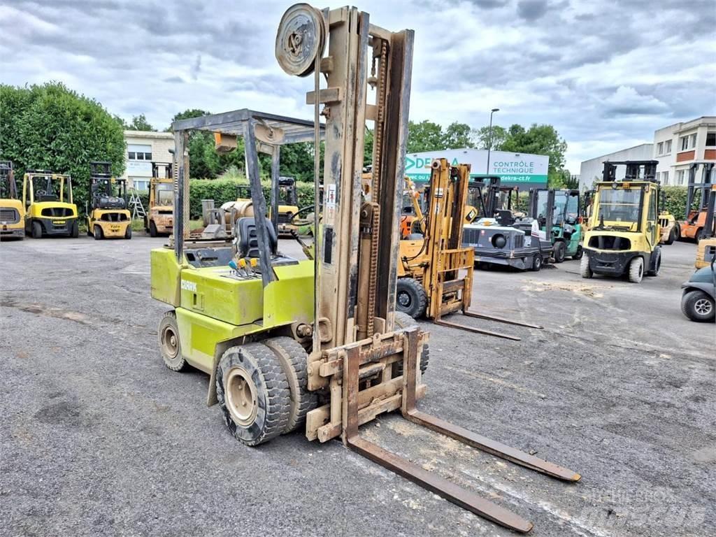 Clark GPM30 Misc Forklifts