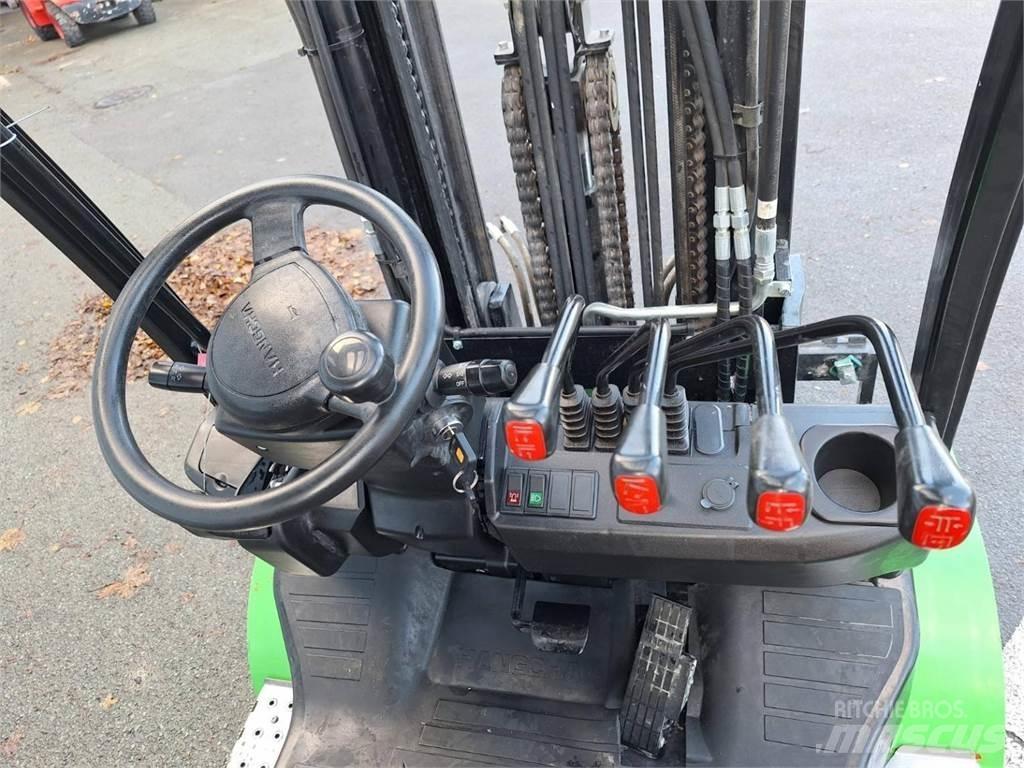 Hangcha XC35i Misc Forklifts